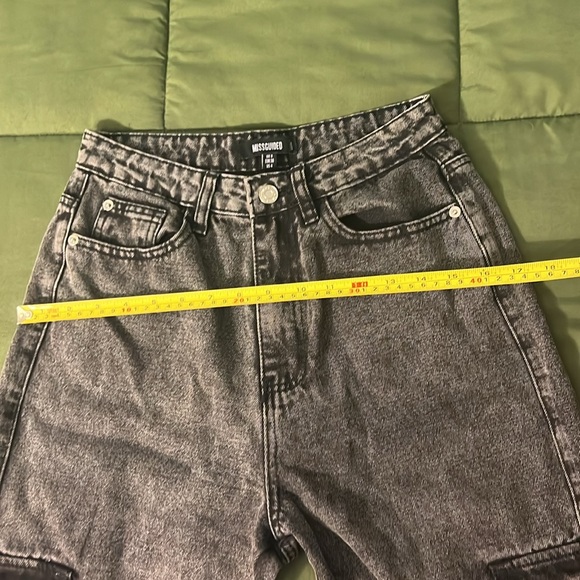 Misguided Black Women High Rise Flap Pockets  Cargo Jogger Jeans - Picture 7 of 9